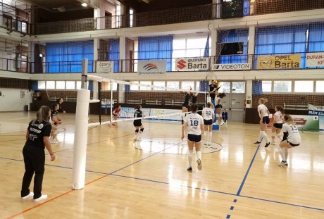 Röplabda: második helyen végzett a női csapat az első körben